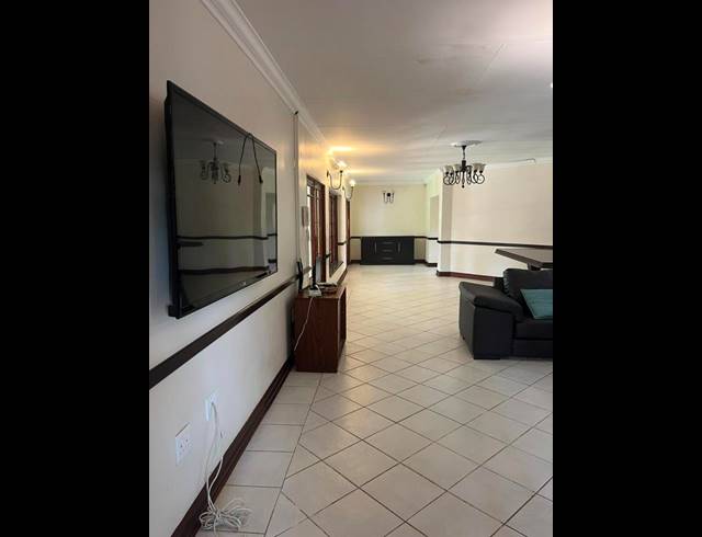 4 BEDROOM HOUSE FOR SALE IN LEOPARD PARK